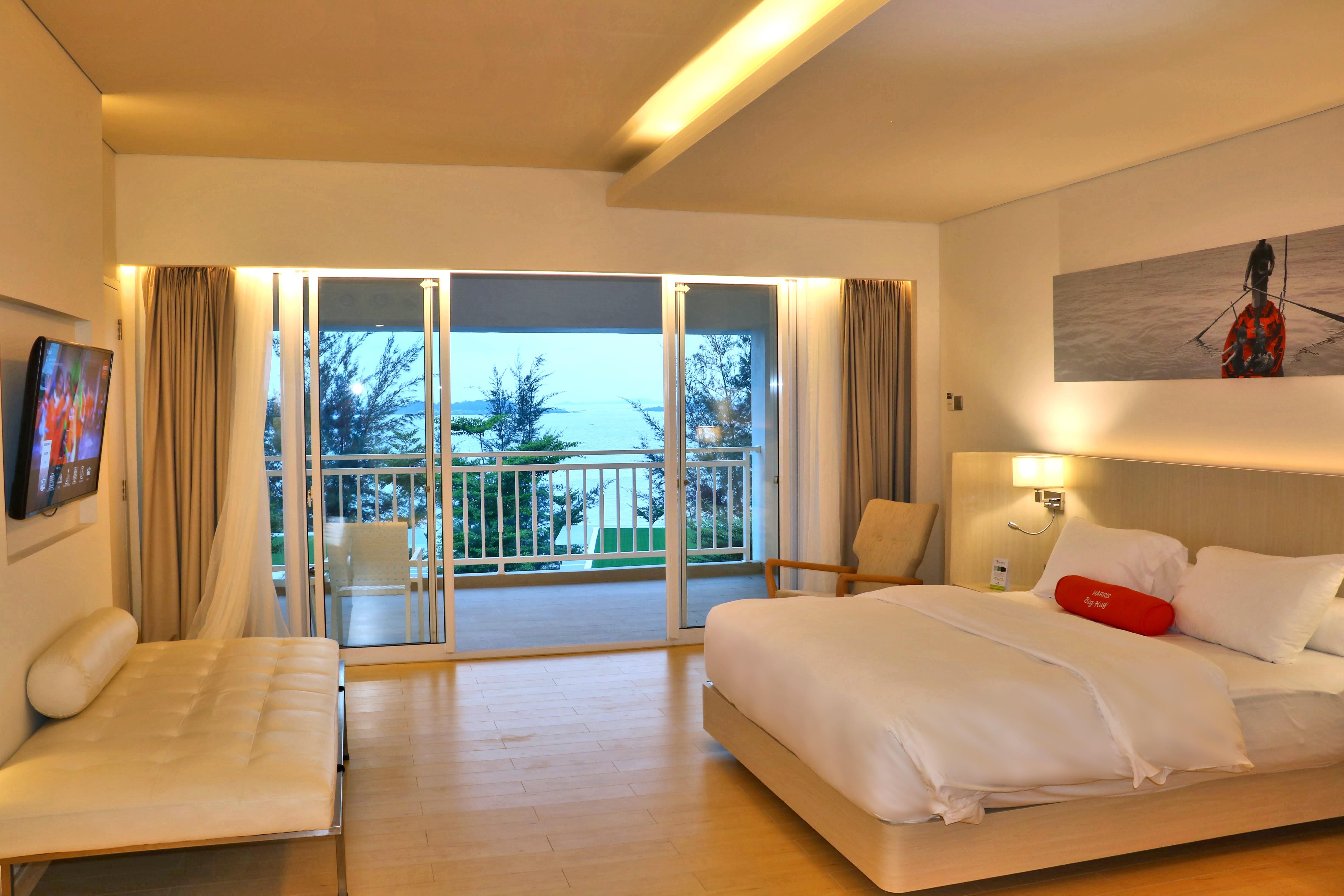 Harris Resort Barelang Batam Sagulung Exterior photo