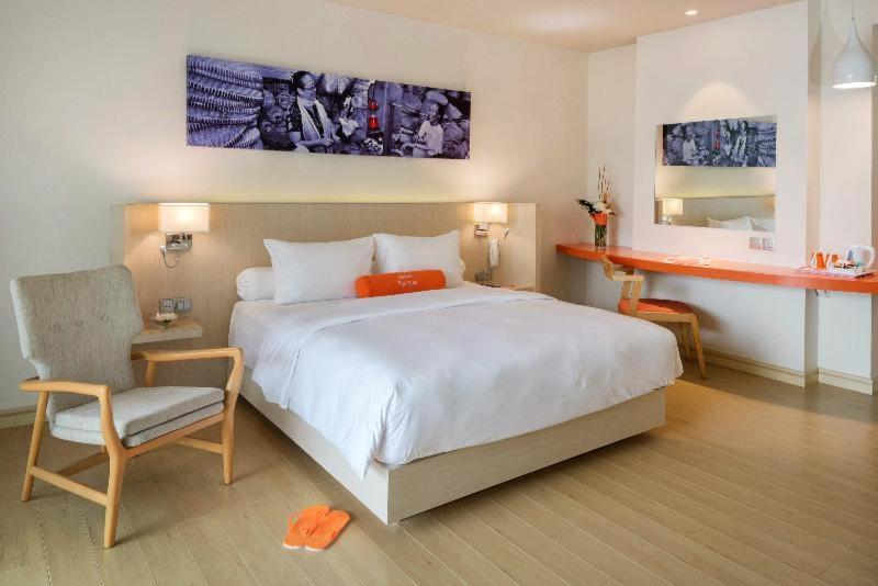 Harris Resort Barelang Batam Sagulung Room photo