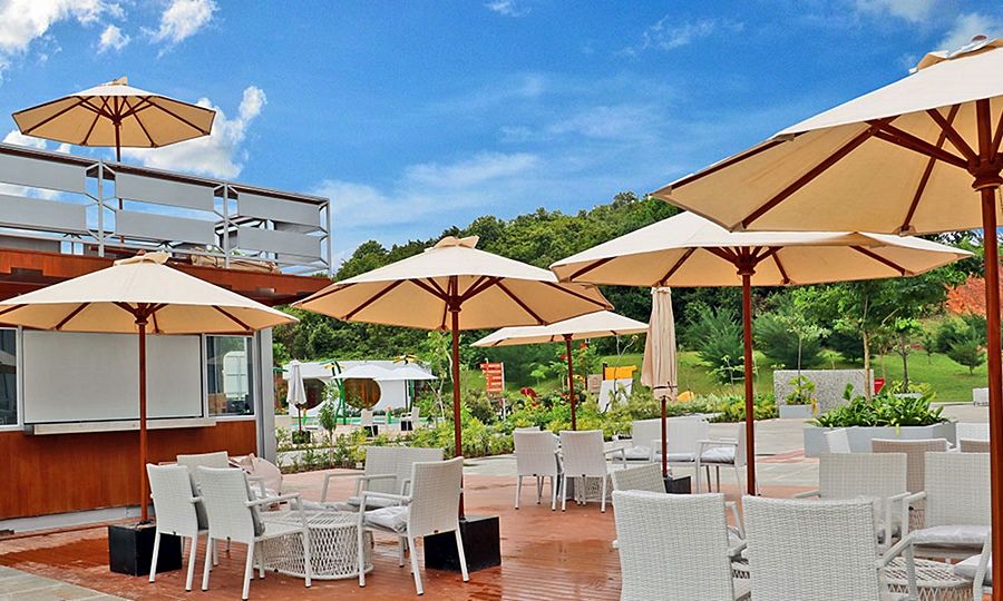 Harris Resort Barelang Batam Sagulung Exterior photo